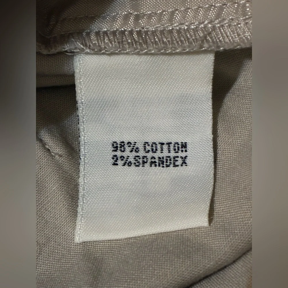 Kenneth Cole New York Beige Sleeveless Romper.  Size 10. - Picture 9 of 14